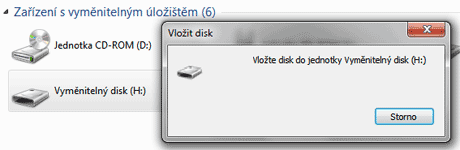 Po vložení karty do čtečky není karta zobrazna - čtečka hlásí: vložte disk do jednotky
